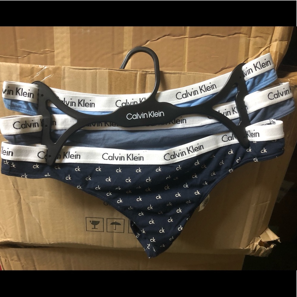 Calvin Klein Thong Set